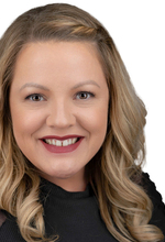 Danielle Bayer Photo